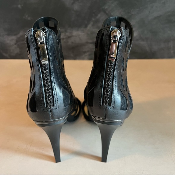 BCBG Black Maven Cutout Shootie Heels Sandals 10 - Picture 6 of 11